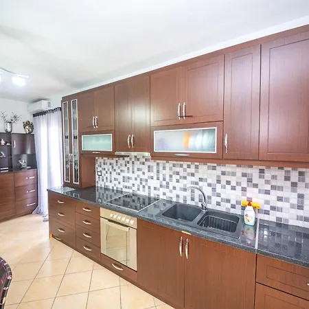 Apartament Cikuli *