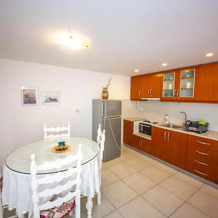 Cikuli Apartament *