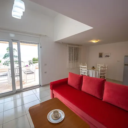 Cikuli Apartament *